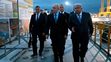 Book Review: ‘Autocracy, Inc.,’ by Anne Applebaum