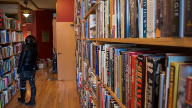 8 great Milwaukee bookshops