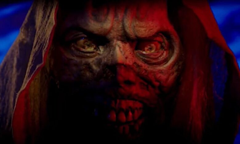 Must-See TV and Movie Horror Anthologies to Chill Your Bones Must-See TV and Movie Horror Anthologies to Chill Your Bones