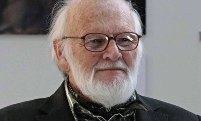 Roy Palmer: Author whose passion for social history resulted in esteemed anthologies of folk song and folklore | The Independent Roy Palmer: Author whose passion for social history resulted in esteemed anthologies of folk song and folklore | The Independent