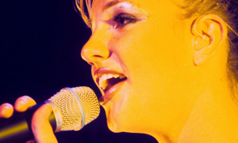 Book Review: ‘Girl on Girl: How Pop Culture Turned a Generation of Women Against Themselves,’ by Sophie Gilbert Book Review: ‘Girl on Girl: How Pop Culture Turned a Generation of Women Against Themselves,’ by Sophie Gilbert