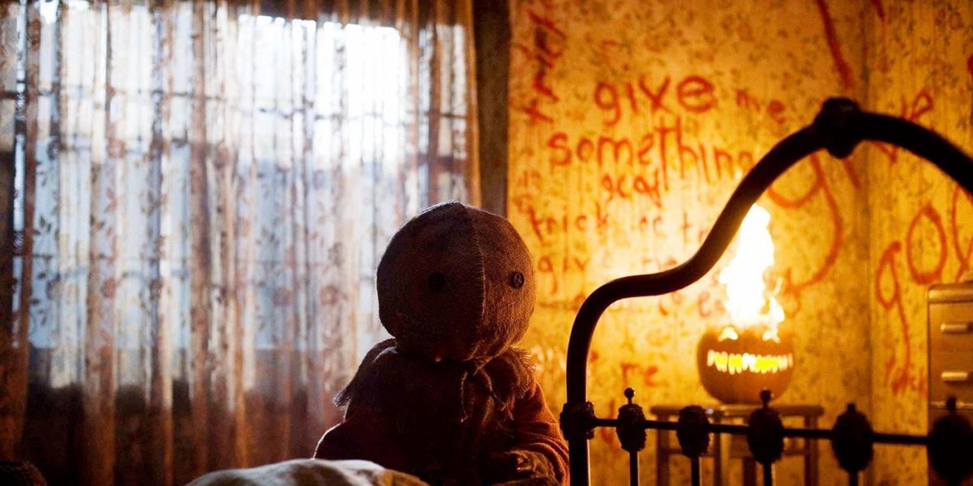 Sam in the bedroom in Trick r Treat.