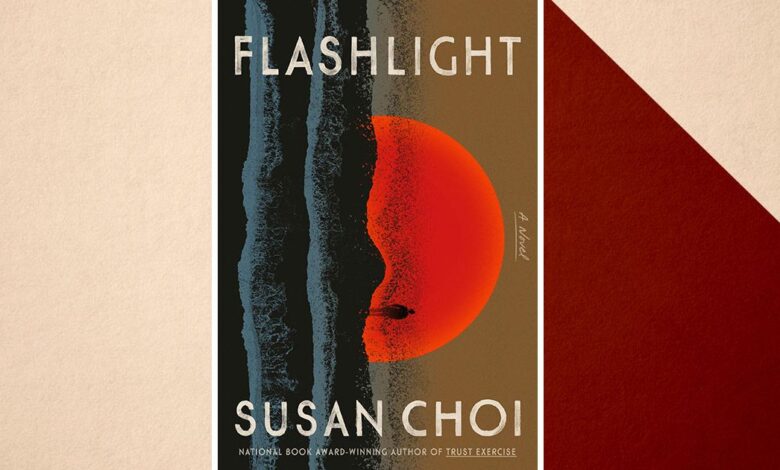 Susan Choi’s ‘Flashlight’ Is Gorgeous Susan Choi’s ‘Flashlight’ Is Gorgeous