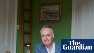 On Friendship by Andrew O’Hagan review – ties that bind | Autobiography and memoir On Friendship by Andrew O’Hagan review – ties that bind | Autobiography and memoir