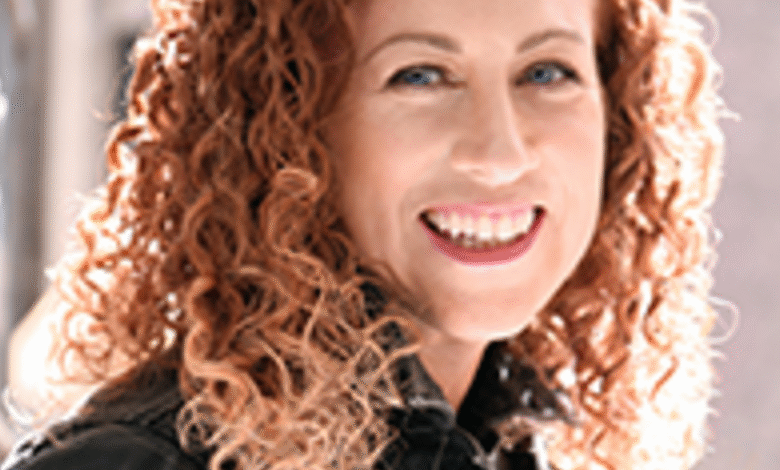 Ask The Author: Jodi Picoult ’87 Ask The Author: Jodi Picoult ’87
