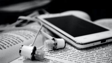 Literary Hub » How Music and Verse Can Spark Literary Passion in Reluctant Readers Literary Hub » How Music and Verse Can Spark Literary Passion in Reluctant Readers