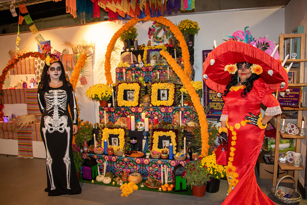 Noyes Arts Garage Invites Public to Celebrate Día de los Muertos